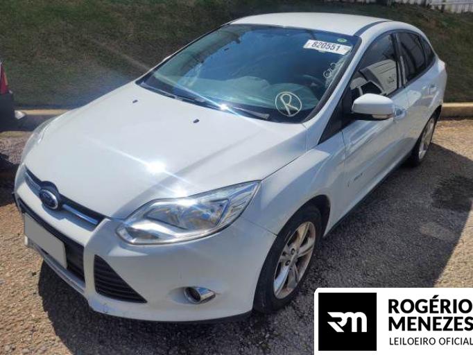 FORD FOCUS SEDAN 15/16